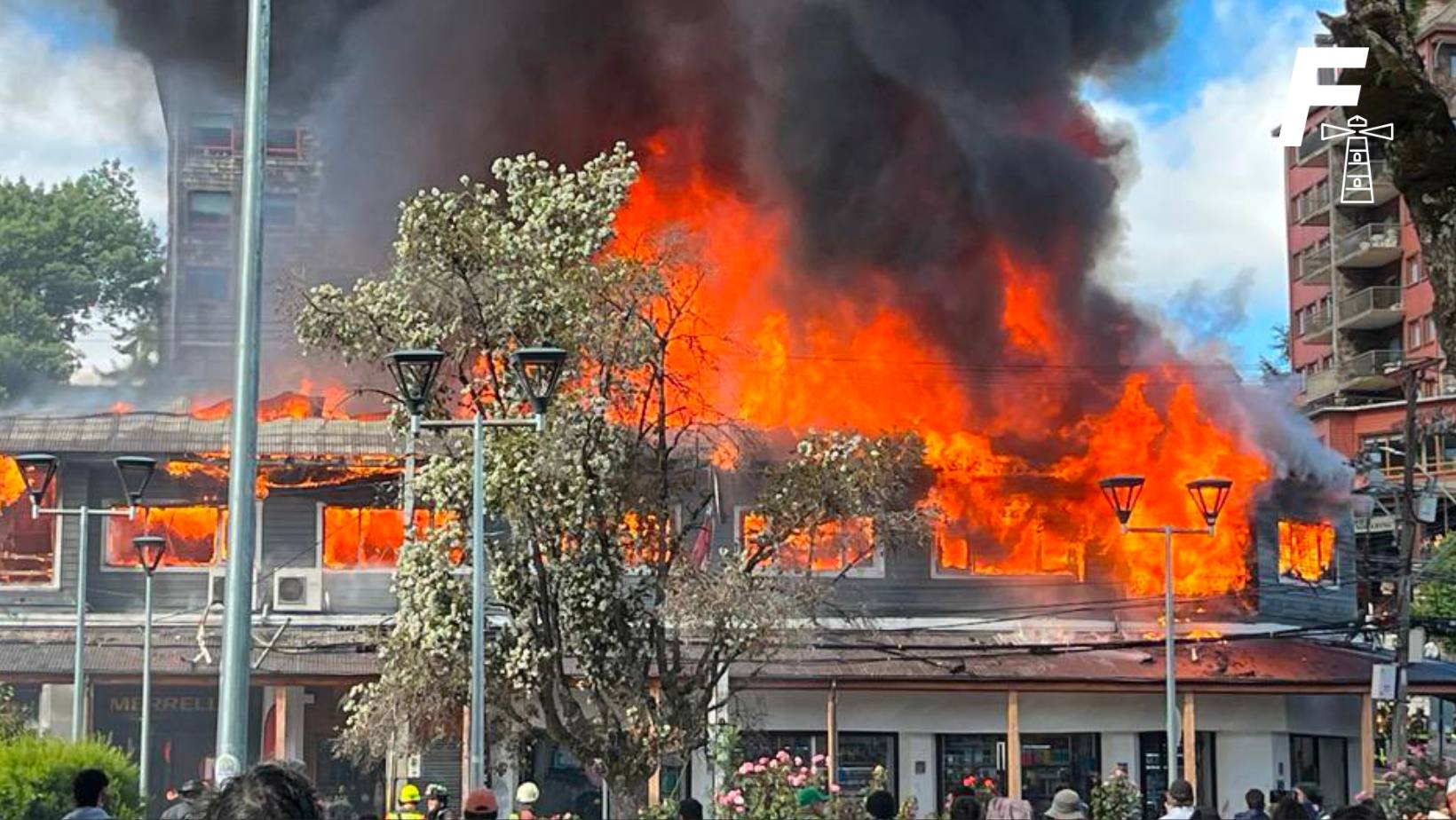 You are currently viewing Reportan tres cadáveres en mall chino de Puerto Varas tras incendio