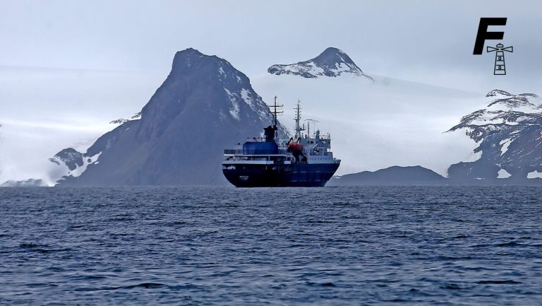 Read more about the article De ciencia a música: logran transformar 30 años de datos climáticos de la Antártica en obra sinfónica