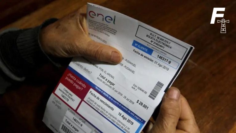 Read more about the article Tras reclamos de cortes de energía en la RM: Enel anuncia compensación voluntaria para clientes afectados