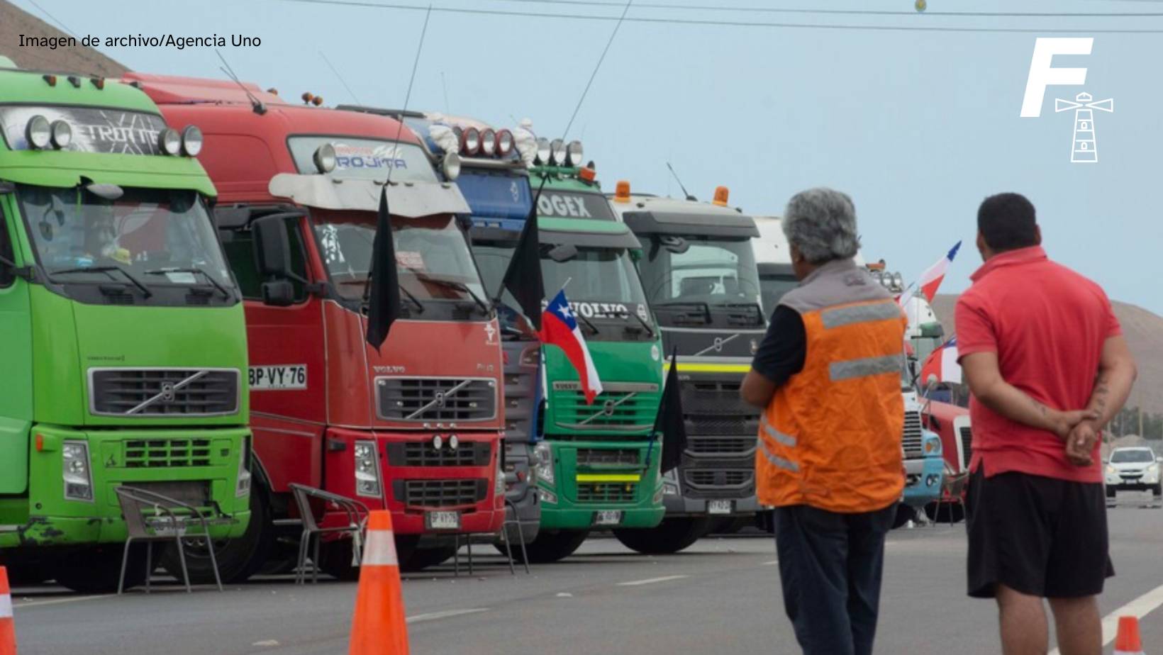 You are currently viewing Camioneros del norte iniciaron paro indefinido: ¿cuál es el petitorio?