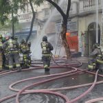 Incendio sin control se registra en Barrio Brasil: ¿qué se sabe sobre su origen?