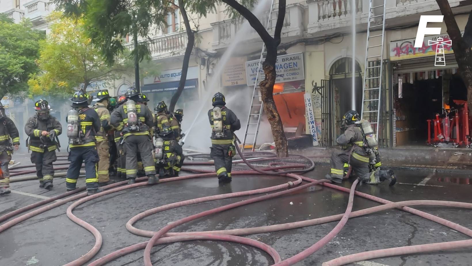 You are currently viewing Incendio sin control se registra en Barrio Brasil: ¿qué se sabe sobre su origen?