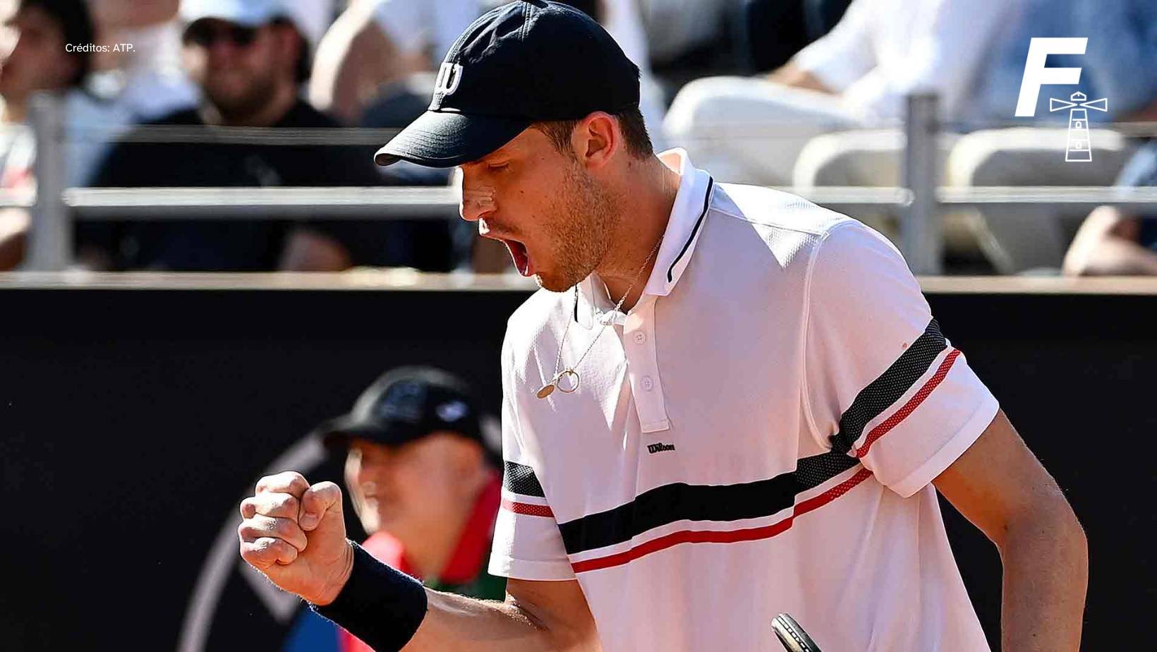 You are currently viewing Nicolás Jarry da el batacazo frente a Tsitsipas: por primera vez hay dos chilenos en semis de un Masters 1.000