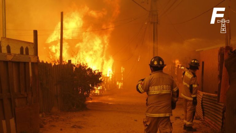 Read more about the article Motivados por horas extras: ¿Qué se sabe sobre los acusados de iniciar el mega incendio en Viña del Mar?