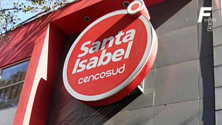 Read more about the article Cencosud pagará millonaria indemnización por caída de cliente en supermercado Santa Isabel