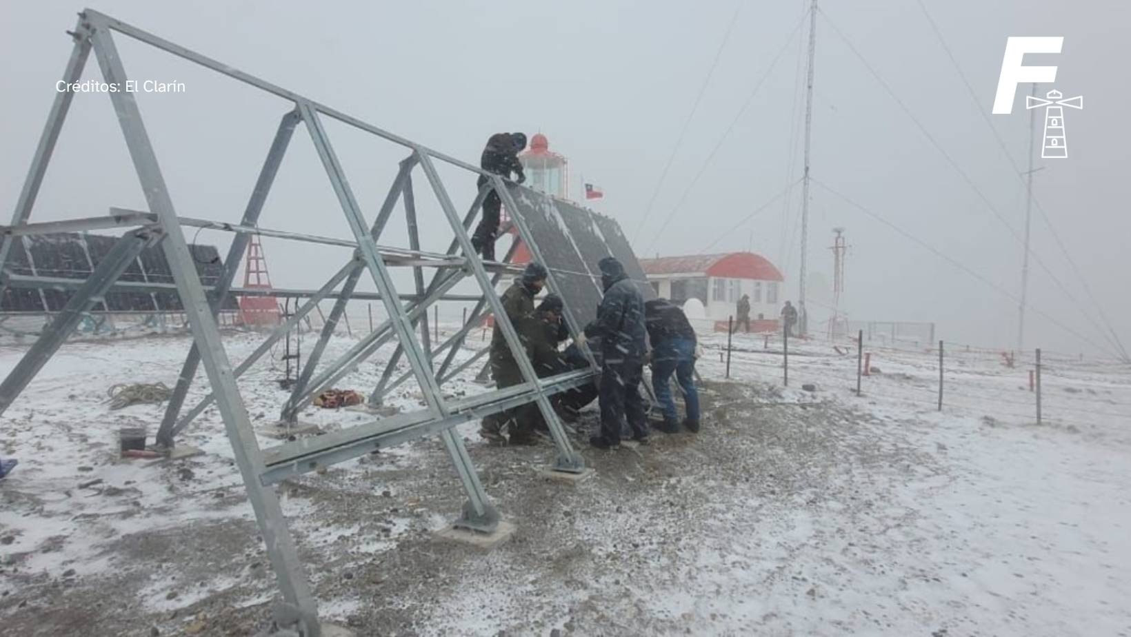 You are currently viewing Tras llamado de atención: Argentina desmonta paneles solares instalados en territorio chileno