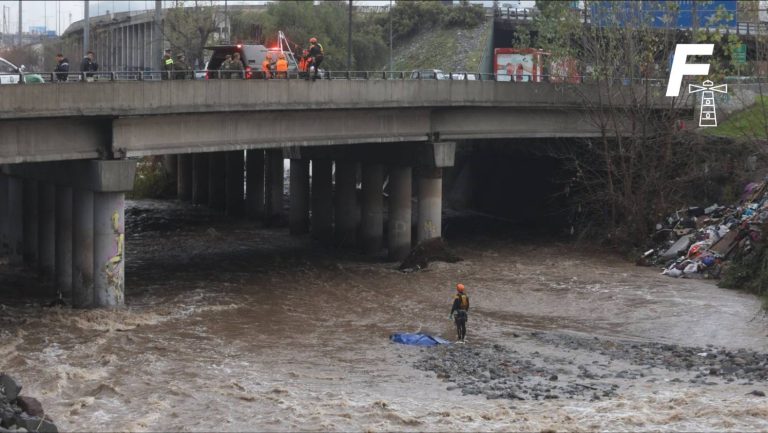 Read more about the article Hallan cuerpo de hombre en el río Mapocho: ¿qué sabemos hasta el momento?