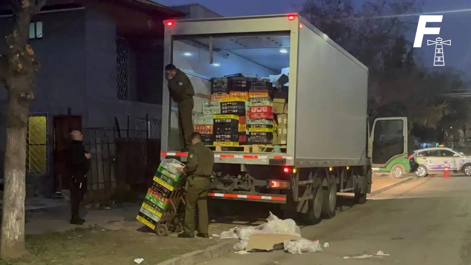 You are currently viewing Robaron camión y secuestraron al chofer: Carabineros detiene a cinco personas involucradas en Villa Francia